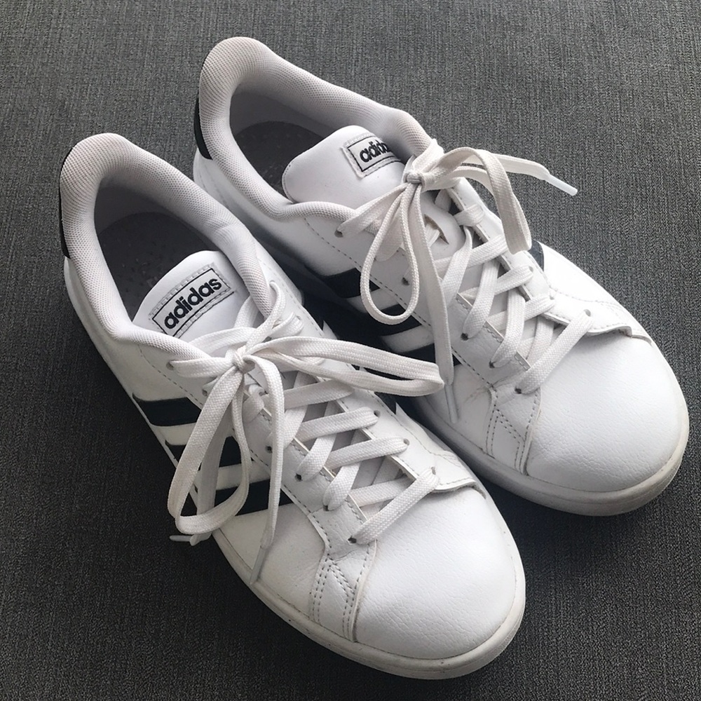 Adidas Cloudfoam Grand Court Sneaker
